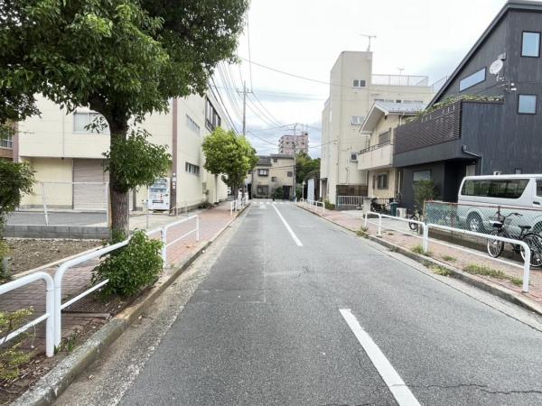 奥戸7丁目　新築戸建 前面道路含む現地写真 