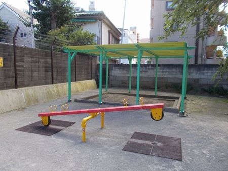 白髭神社児童遊園