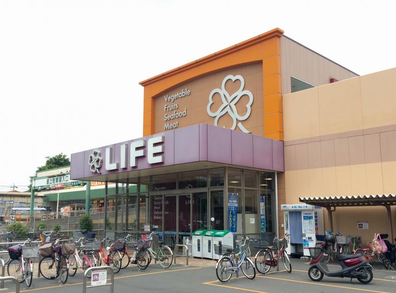 ライフ奥戸街道店