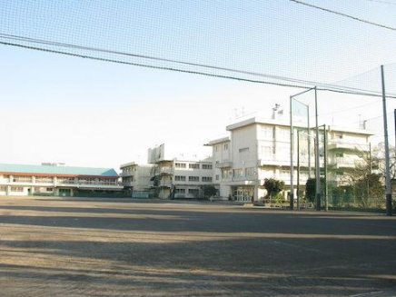 西東京市立柳沢中学校