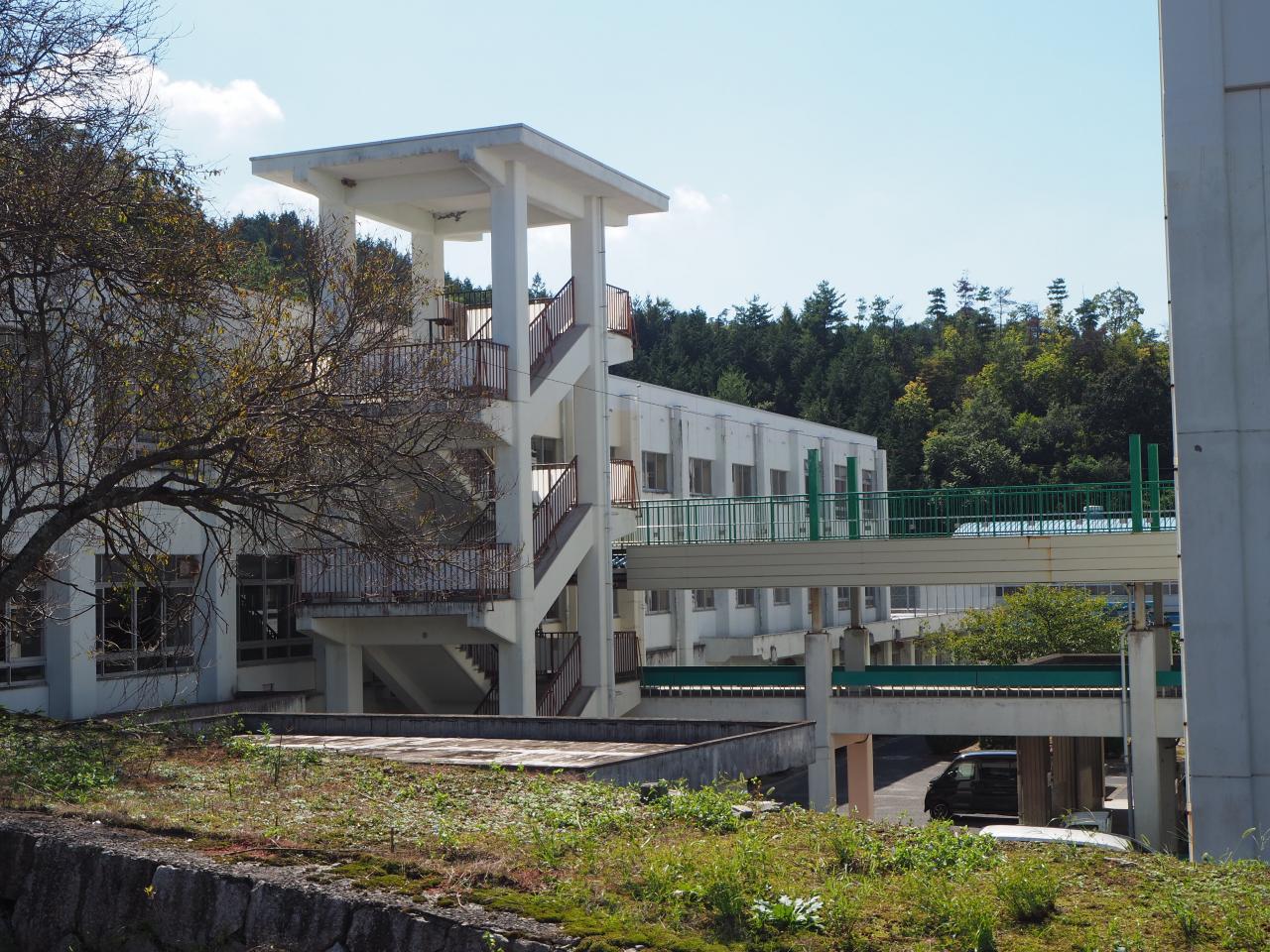 広島市立安西中学校