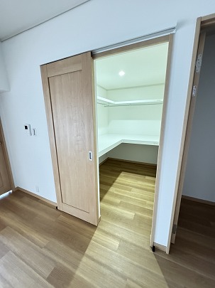 中須コーポラス 収納 