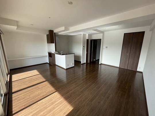 ウェルディ大原駅前フェリス リビングダイニング