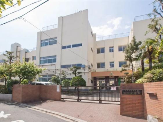 葛飾区立水元小学校