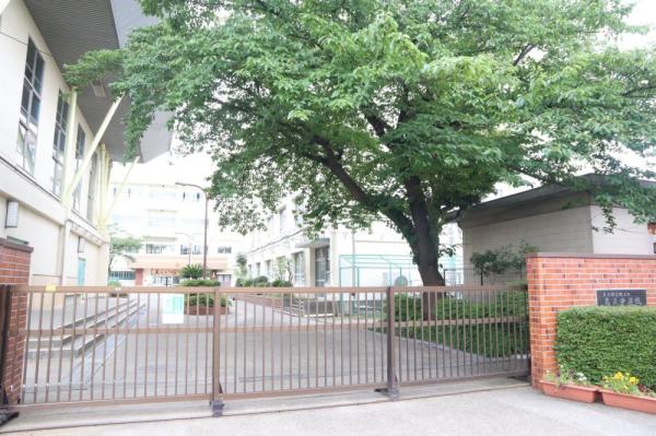葛飾区立葛見中学校