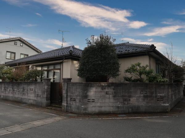 中古戸建 酒田市光ケ丘4丁目10-8 JR羽越本線酒田駅 880万円