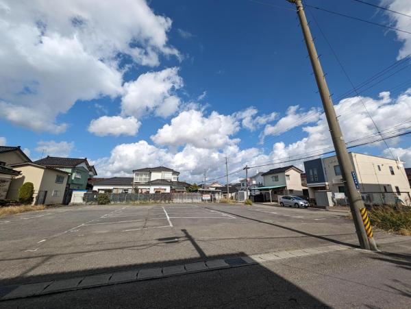  酒田市東中の口町9地内 JR羽越本線酒田駅 1,960万円