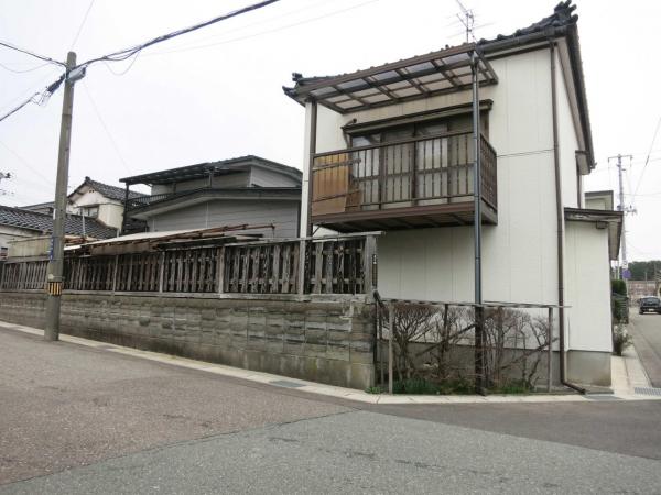 酒田市住吉町　売土地【更地渡し】 前面道路含む現地写真 