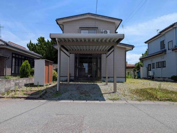 鶴岡市大半田　中古住宅 現地外観写真 