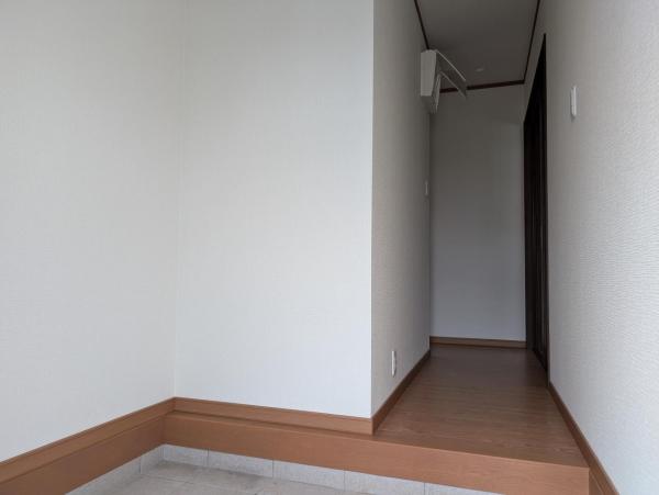 酒田市新堀　中古住宅 玄関 