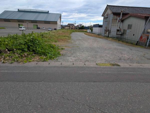 庄内町余目　売土地 現地土地写真 