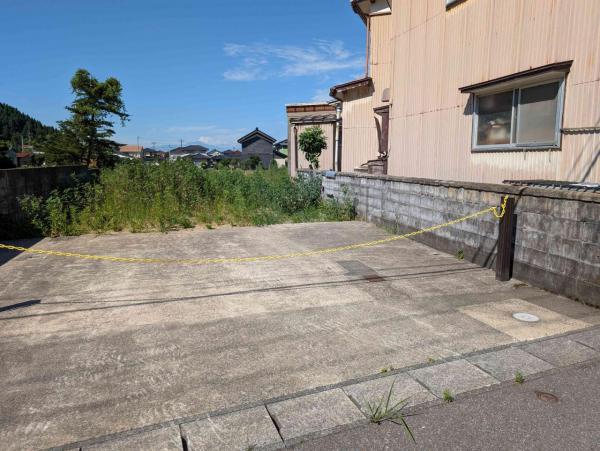 土地 鶴岡市湯田川字湯元100-3 JR羽越本線羽前大山駅 160万円