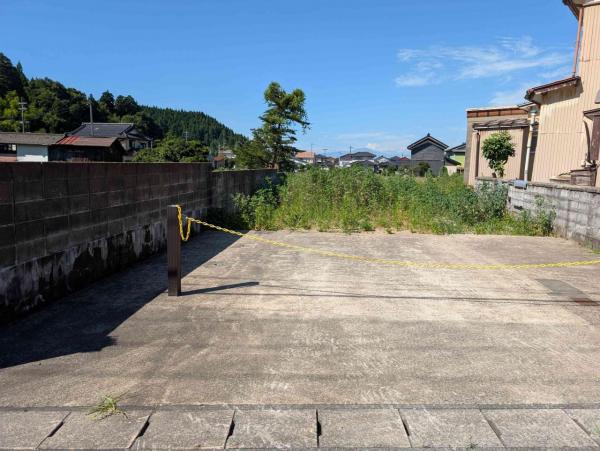 土地 鶴岡市湯田川字湯元100-3 JR羽越本線羽前大山駅 160万円