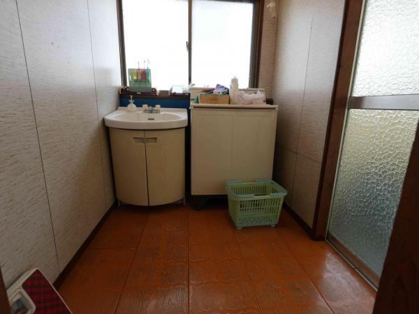 中古戸建 鶴岡市新形町15-33 JR羽越本線鶴岡駅 695万円