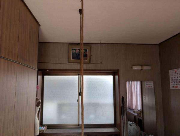 酒田市光ヶ丘五丁目　中古住宅【現状渡し】 リビング以外の居室 