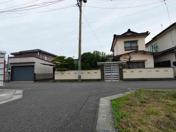  酒田市光ケ丘５丁目17-3 JR羽越本線酒田駅 720万円