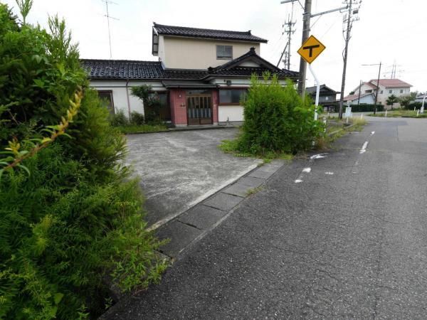 中古戸建 酒田市楢橋字荒町86-2 JR羽越本線砂越駅 390万円