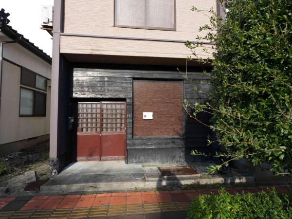 中古戸建 酒田市二番町3-7 JR羽越本線酒田駅 300万円