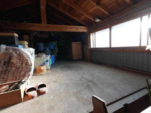 酒田市字新町　中古住宅　【現況渡し】 収納 