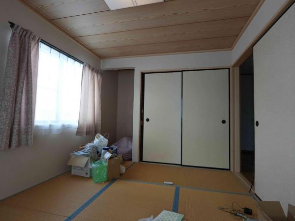 酒田市東泉町一丁目　中古住宅 リビング以外の居室 