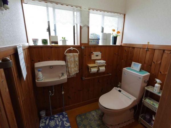 遊佐町菅里字菅野　中古住宅 トイレ 