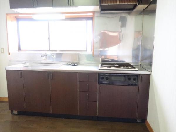 酒田市光ヶ丘二丁目　中古住宅 キッチン 