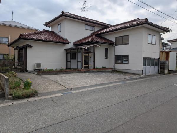  山形県酒田市北新橋２丁目7-9 JR羽越本線酒田駅 900万円