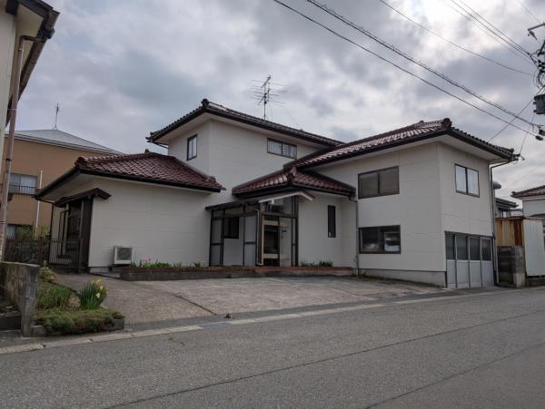  山形県酒田市北新橋２丁目7-9 JR羽越本線酒田駅 900万円