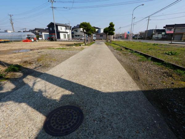 土地 東田川郡庄内町余目字上朝丸28 JR羽越本線余目駅 280万円