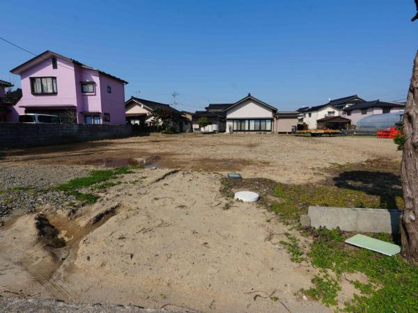 土地 東田川郡庄内町余目字上朝丸28 JR羽越本線余目駅 280万円