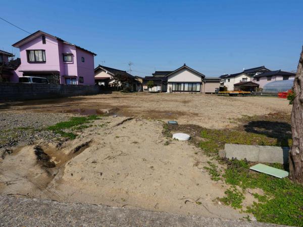 土地 東田川郡庄内町余目字上朝丸28 JR羽越本線余目駅 280万円