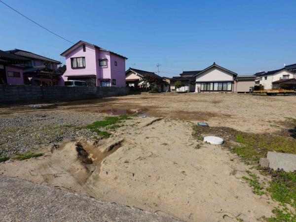 土地 東田川郡庄内町余目字上朝丸28 JR羽越本線余目駅 280万円
