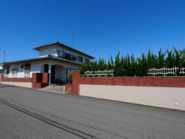 酒田市高見台2丁目　中古住宅 現地外観写真 