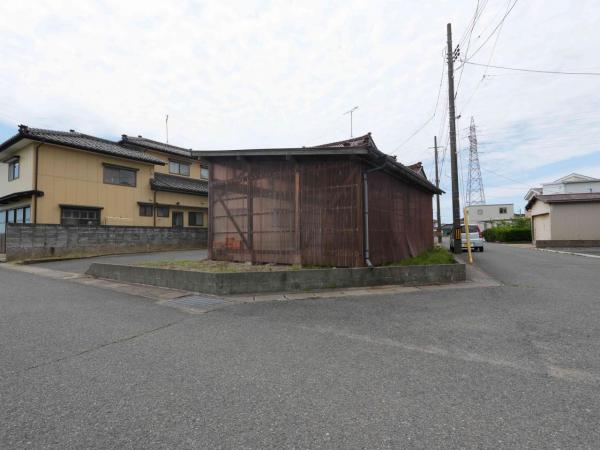 土地 酒田市上安町２丁目3-9 JR羽越本線酒田駅 820万円
