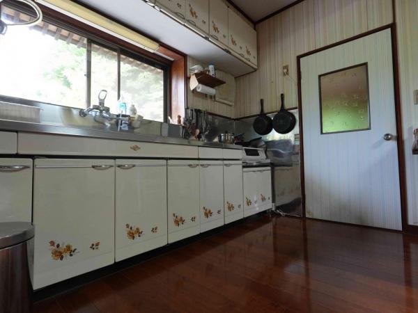 酒田市　新出　中古住宅　 キッチン 