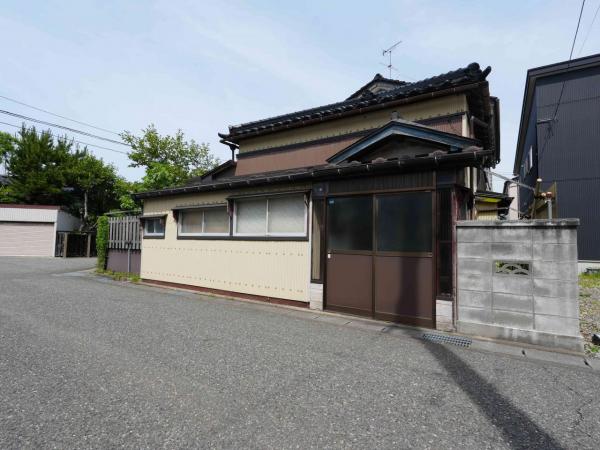 酒田市住吉町　売土地【更地渡し】 前面道路含む現地写真 