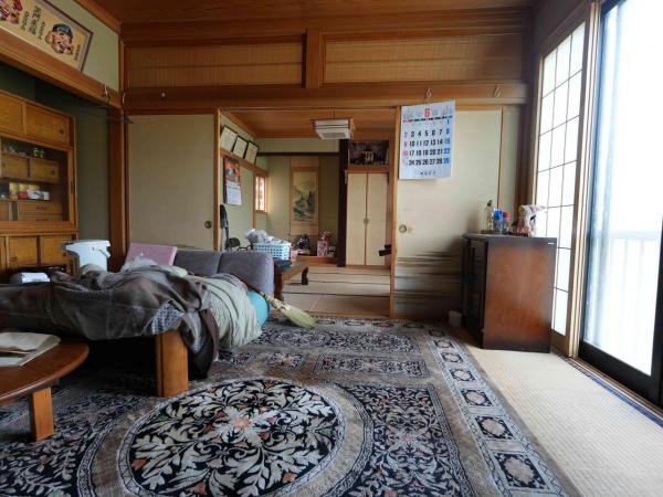 戸沢村　古口　中古住宅　 リビング以外の居室 