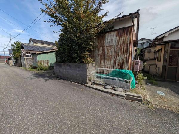 土地 酒田市亀ケ崎１丁目5-10 JR羽越本線酒田駅 550万円