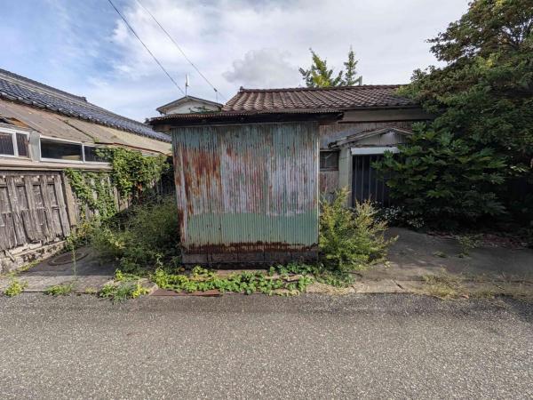 土地 酒田市亀ケ崎１丁目5-10 JR羽越本線酒田駅 550万円