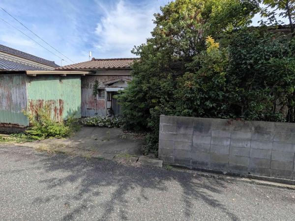 土地 酒田市亀ケ崎１丁目5-10 JR羽越本線酒田駅 550万円