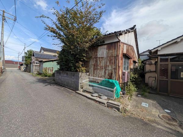 土地 酒田市亀ケ崎１丁目5-10 JR羽越本線酒田駅 550万円