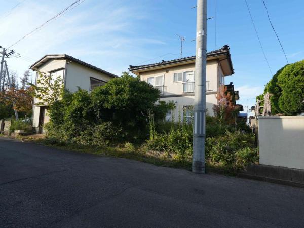  山形県酒田市若宮町１丁目13-8 JR羽越本線酒田駅 370万円
