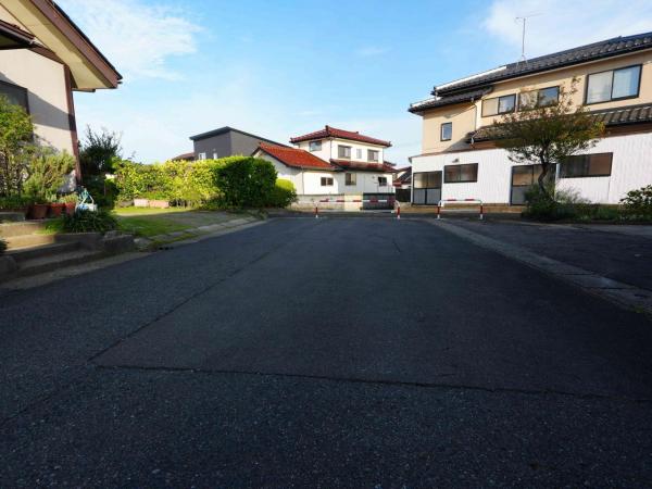  山形県酒田市若宮町１丁目13-8 JR羽越本線酒田駅 370万円