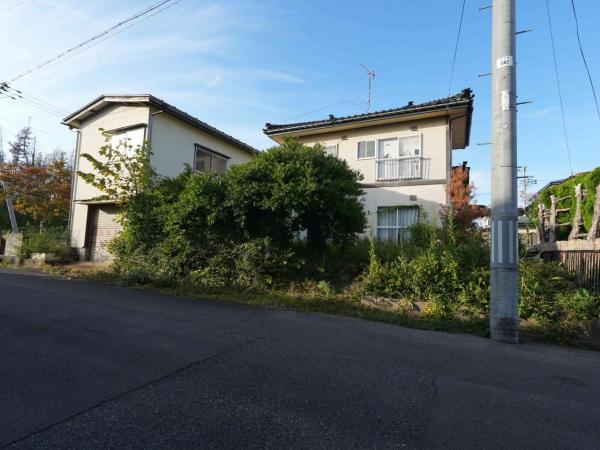  山形県酒田市若宮町１丁目13-8 JR羽越本線酒田駅 370万円
