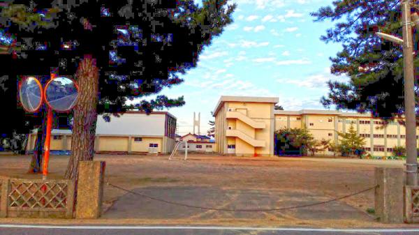 酒田市立宮野浦小学校