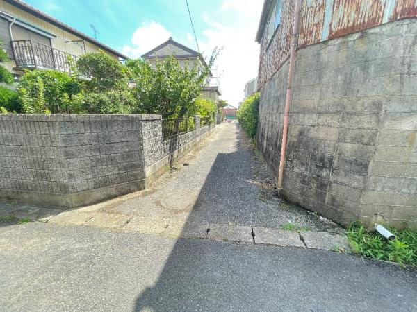 香取市小見川　土地 前面道路含む現地写真 