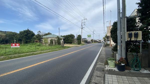 香取郡東庄町新宿　土地 前面道路含む現地写真 