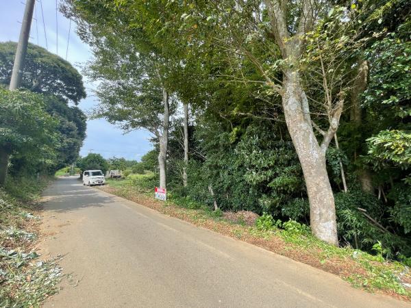 旭市岩井　土地 前面道路含む現地写真 