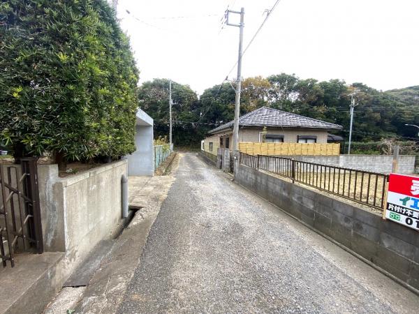 銚子市猿田町　土地 前面道路含む現地写真 