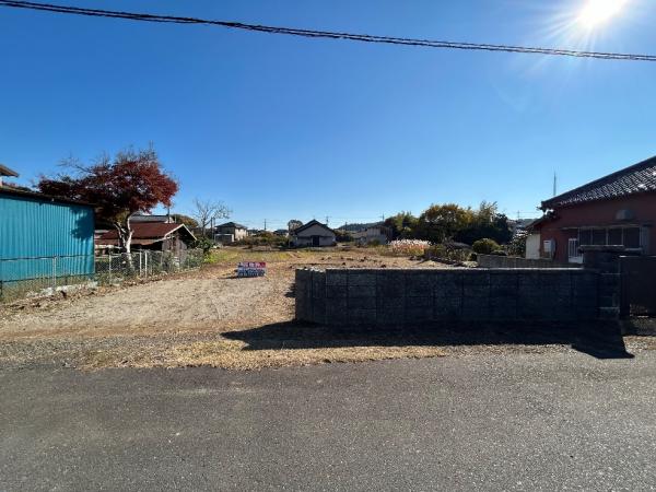 香取市森戸　土地 前面道路含む現地写真 